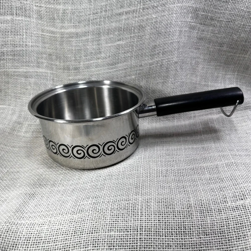 Ekco vintage quart